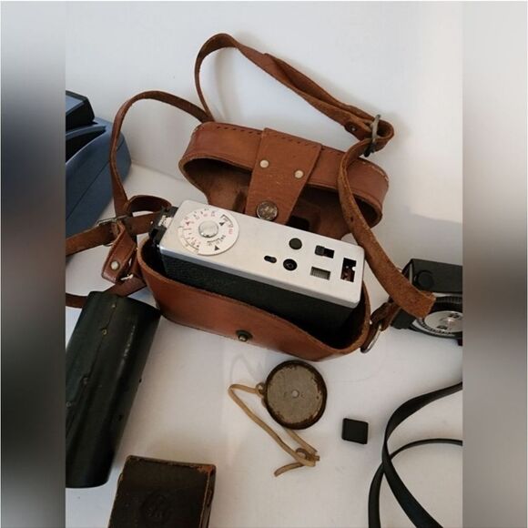 Vintage Camera Accesories Lot - Picture 8 of 9